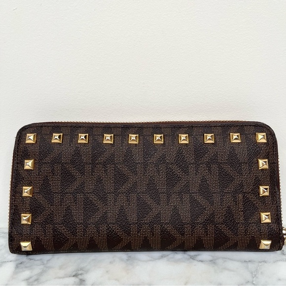 Michael Kors Brown Signature Logo Jet Set Studded Zip Around Continental Wallet - Picture 6 of 8
